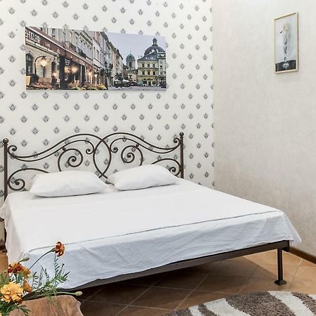 Comfortable Apartment On Franko Lviv Exterior photo